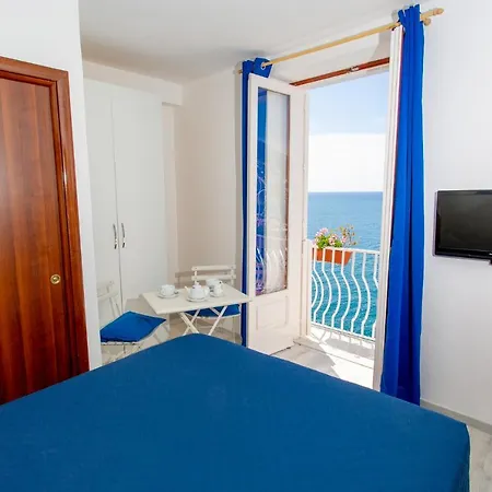 Bed & Breakfast Donna Giulia 4*