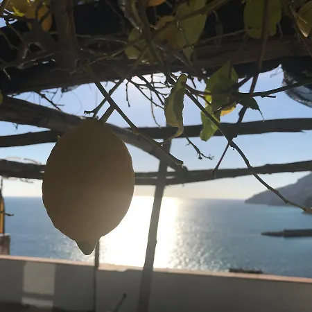 唐娜·朱利亚酒店 4*