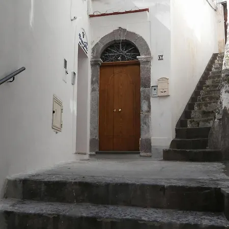 Donna Giulia