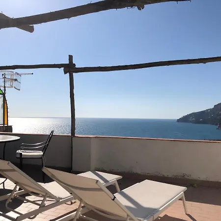 唐娜·朱利亚酒店 住宿加早餐酒店