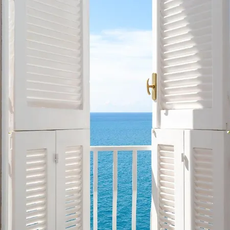 Donna Giulia Bed & Breakfast