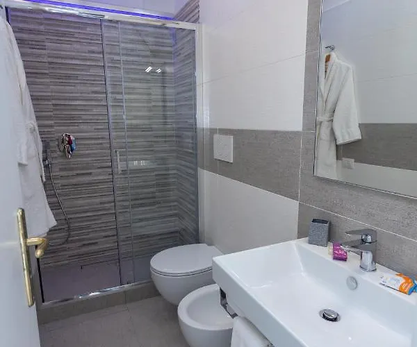 Bed and Breakfast Donna Giulia 4*