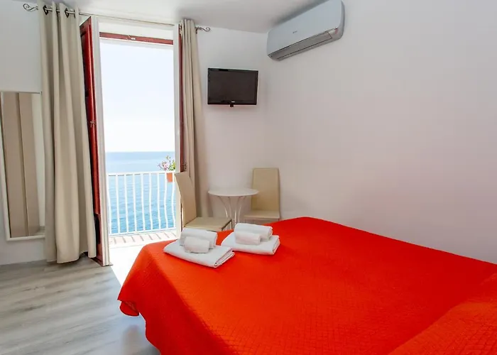 Bed & Breakfast Donna Giulia 4*