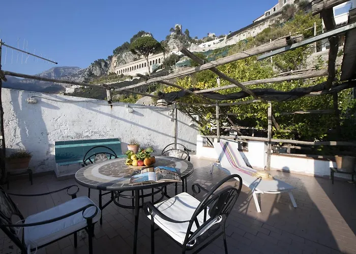 Donna Giulia Bed & Breakfast