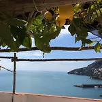 Donna Giulia 4* أمالفي