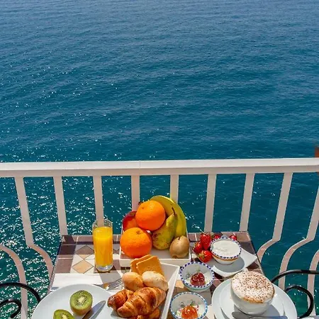 Oda ve Kahvaltı Donna Giulia